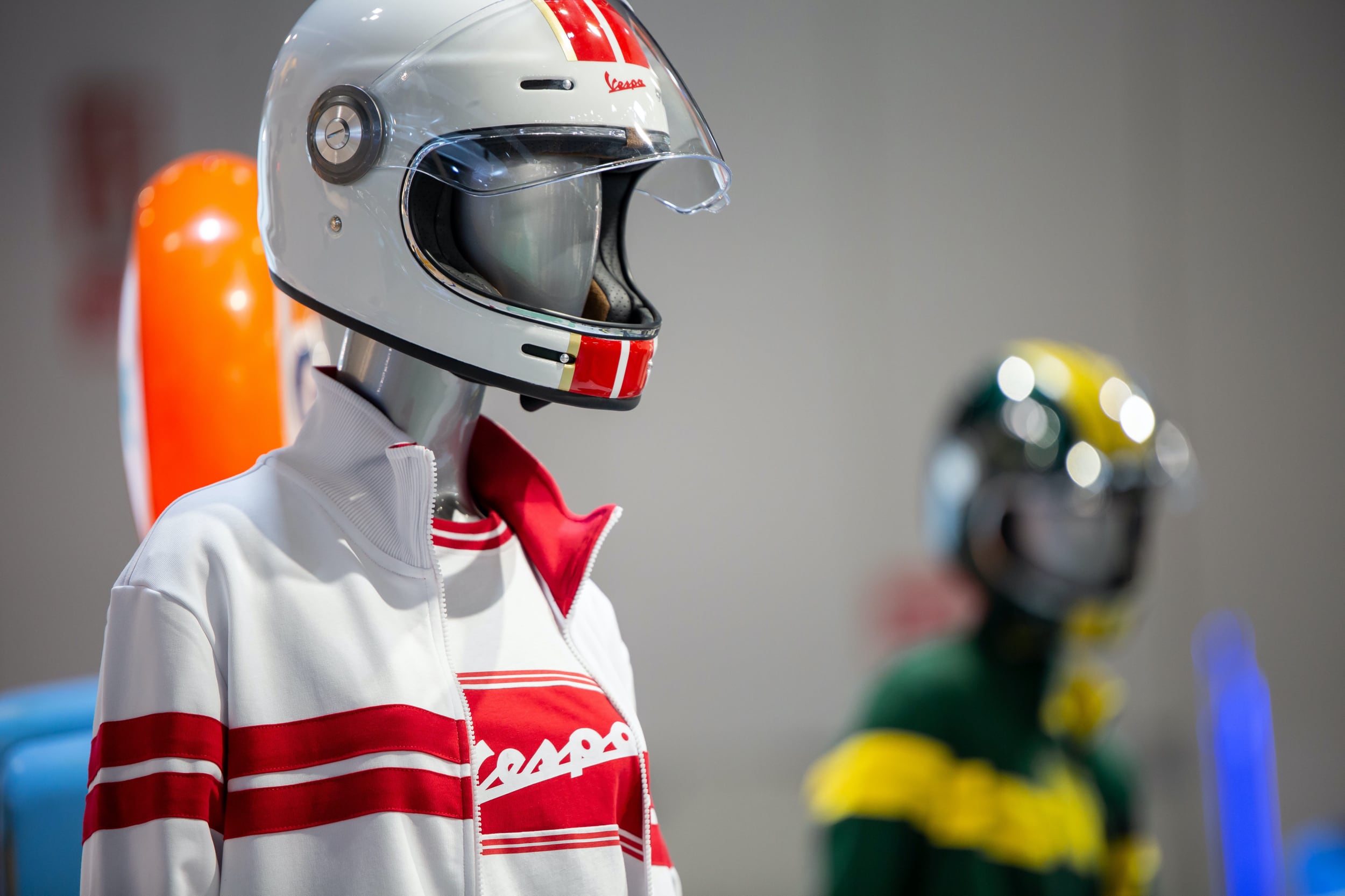 Vespa Sweat Veste Racing Sixties 60s blanc / rouge